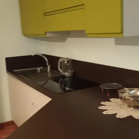 Lemon House Frühstückspension 3*